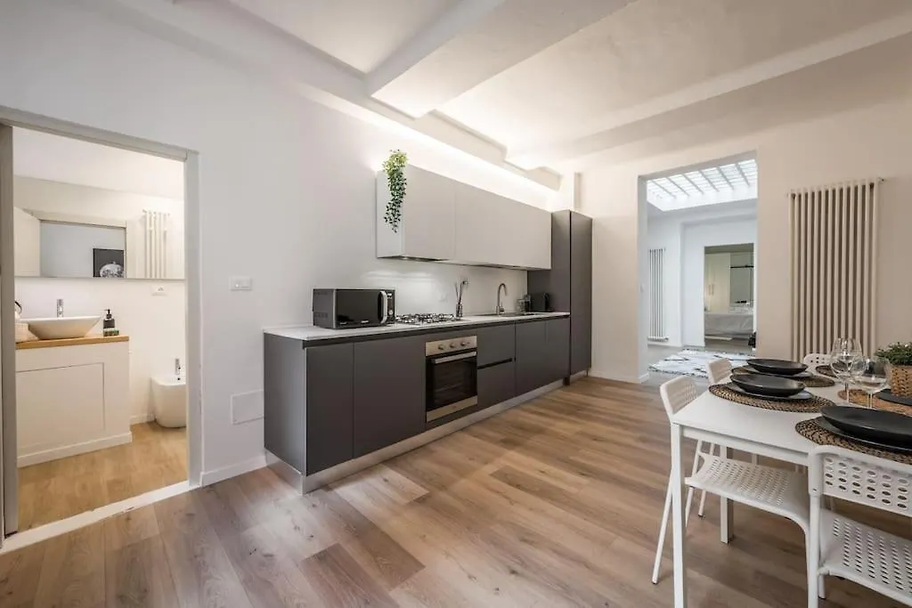 Appartamento Ab Plus - Via Arienti 15 Bologna
